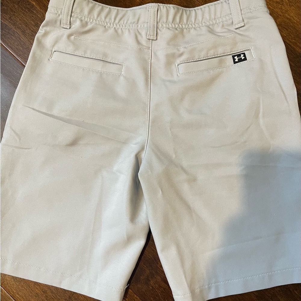 Under Armour Boy’s Gray Golf  Shorts